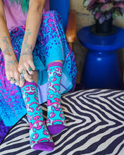 Load image into Gallery viewer, POWER POSITIVITY SOCKS